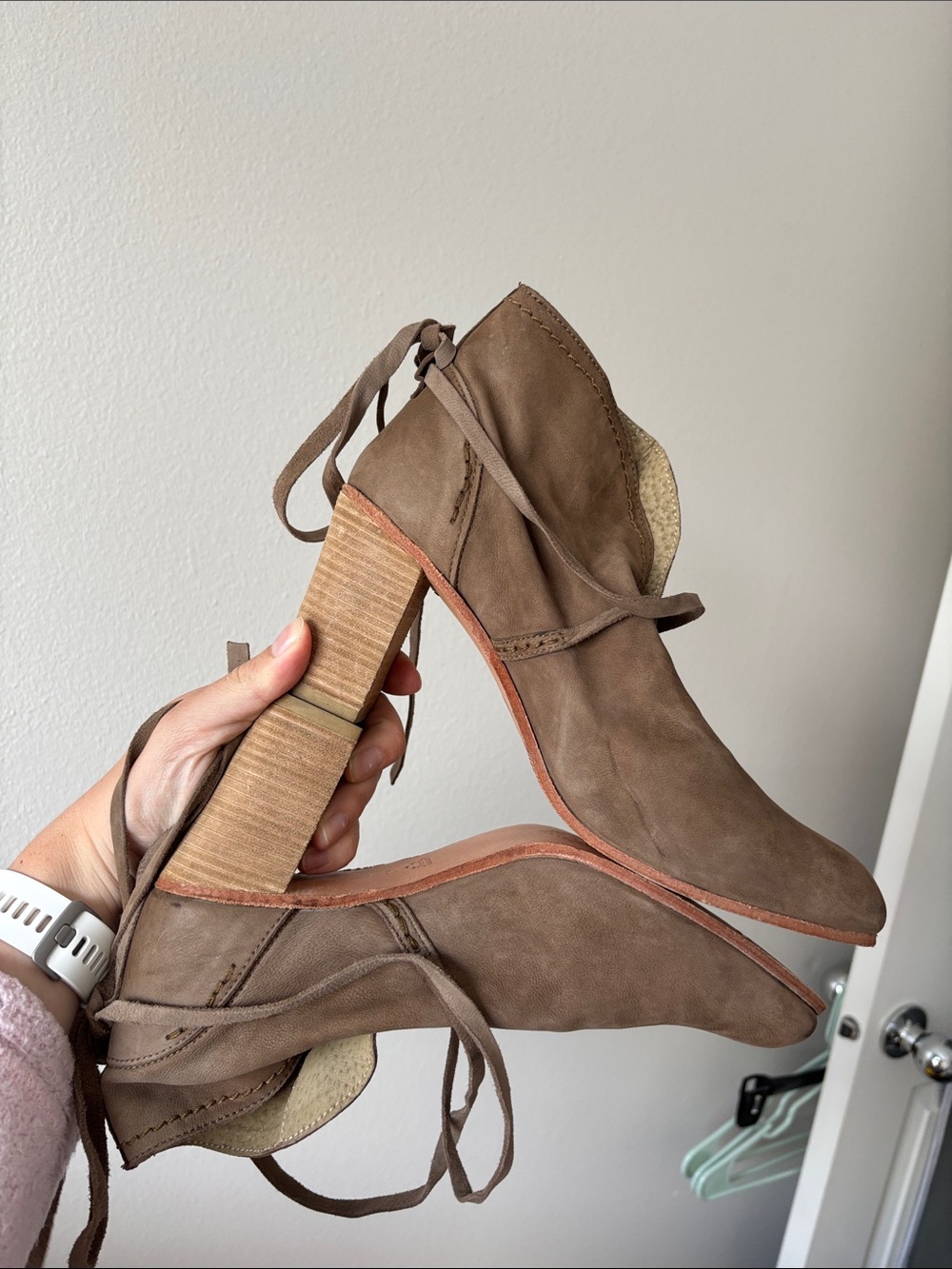Free People Womens Wrap Around Heel Boot Leather Closed Toe Taupe Size EU 41 EUC - Picture 8 of 10